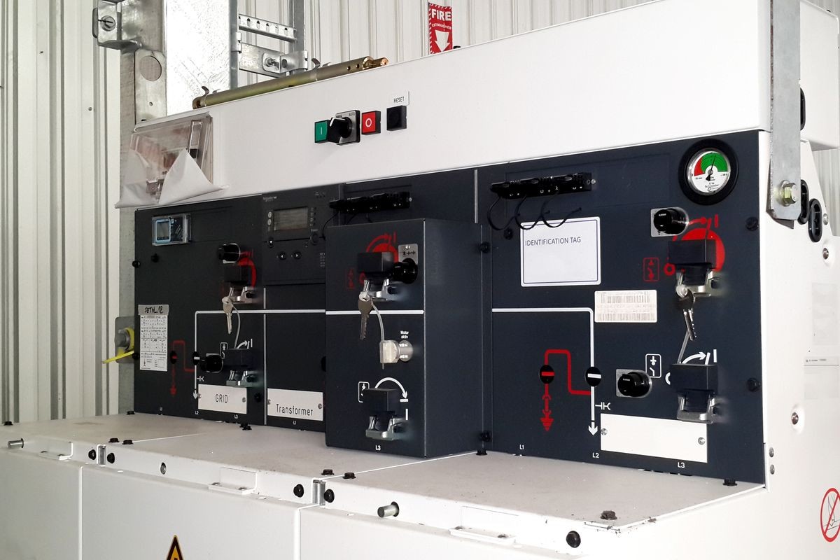 Ring Main Unit (RMU) Inspection and installation. Ring Main Unit (RMU) Inspection and installation.